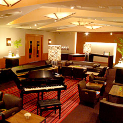 THE LOUNGE